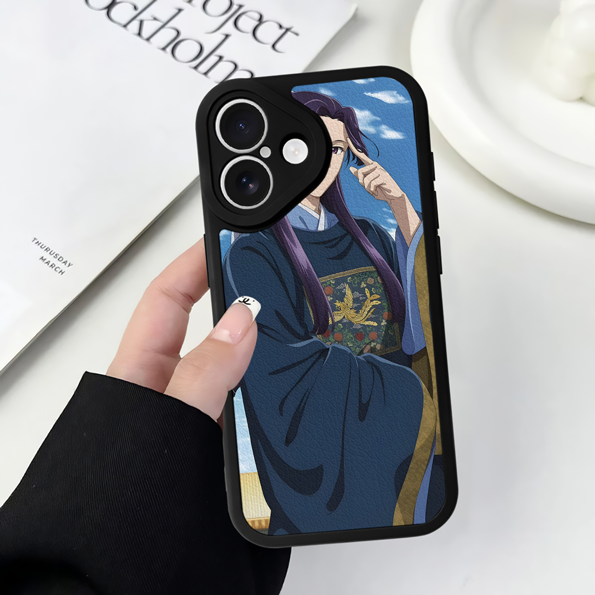 薬屋のひとりごと The Apothecary Diaries 【iPhone 16シリーズ対応】シリコンスマホケース（レザー調） 材質：シリコン